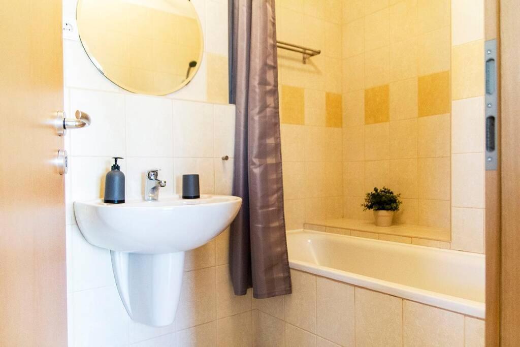 Apartamento Vip Mini Resort,private Parking & Balcony