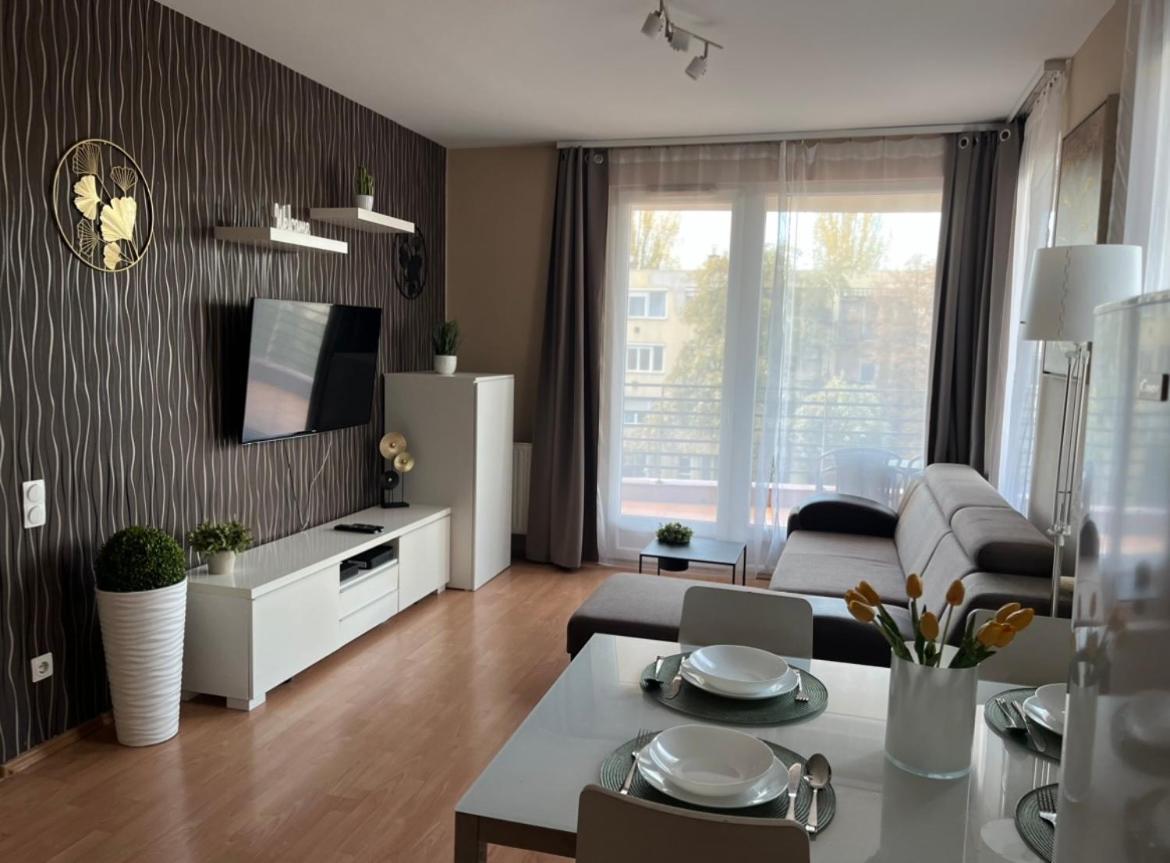 Vip Mini Resort,private Parking & Balcony * Budapeste
