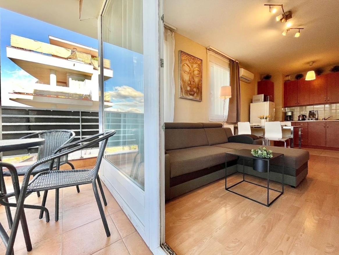 Vip Mini Resort,private Parking & Balcony Apartamento *